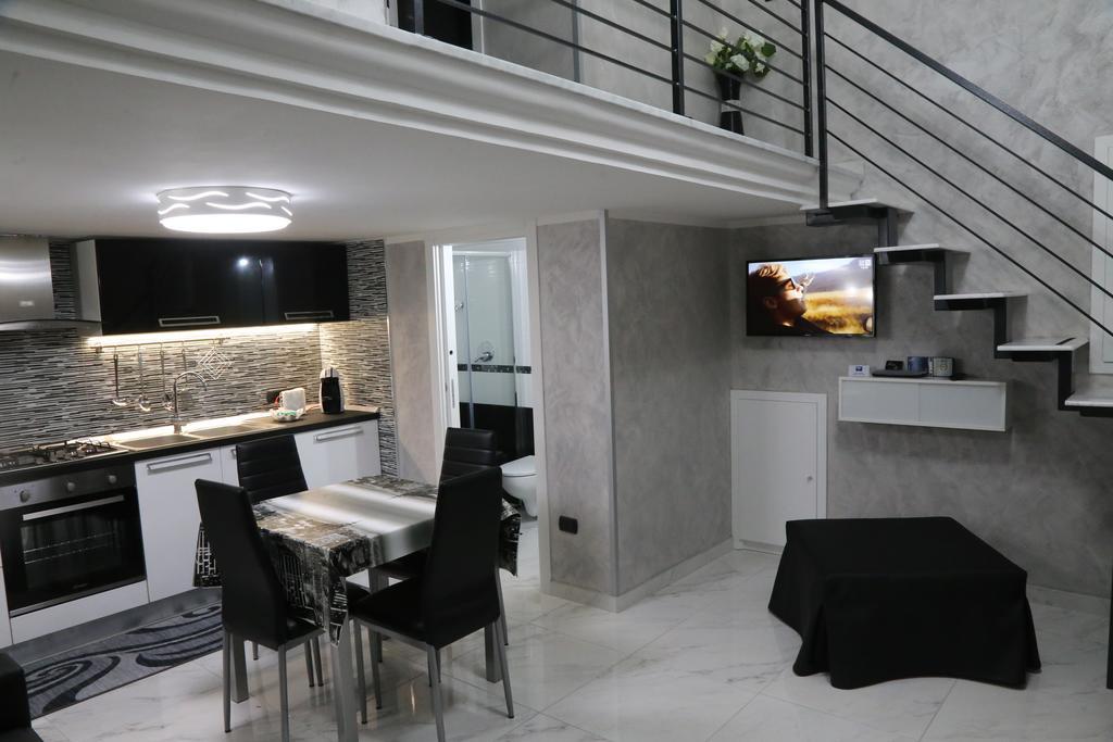 Casa Vacanze Sannazzaro 70 Napoli Eksteriør billede