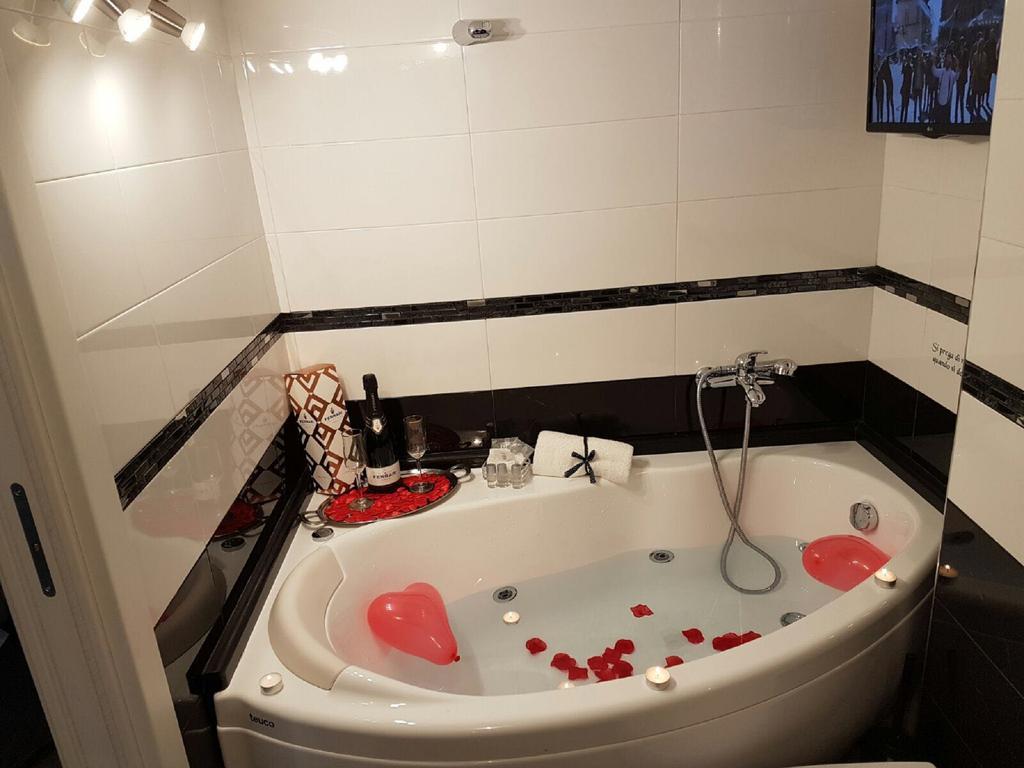 Casa Vacanze Sannazzaro 70 Napoli Eksteriør billede