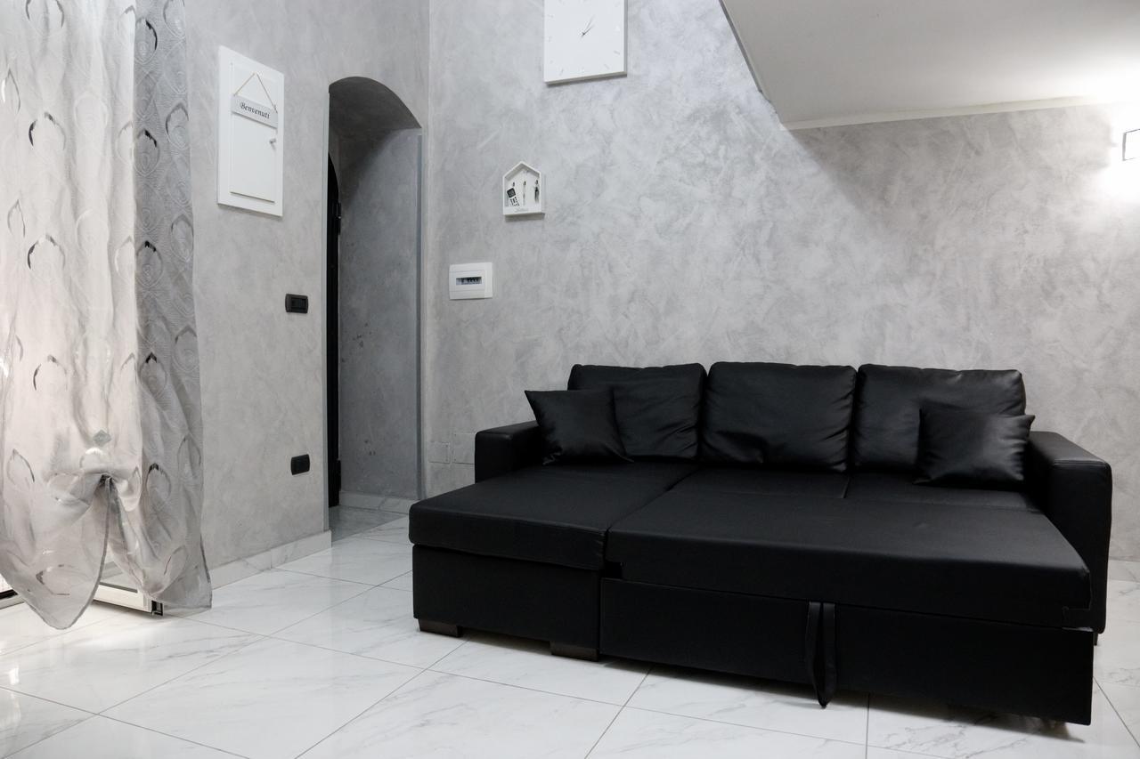 Casa Vacanze Sannazzaro 70 Napoli Eksteriør billede