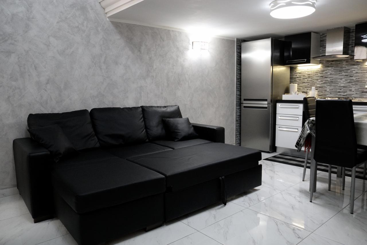 Casa Vacanze Sannazzaro 70 Napoli Eksteriør billede